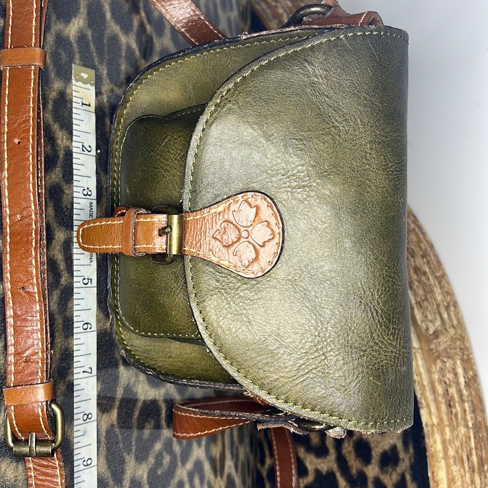 Italian leather handbag.